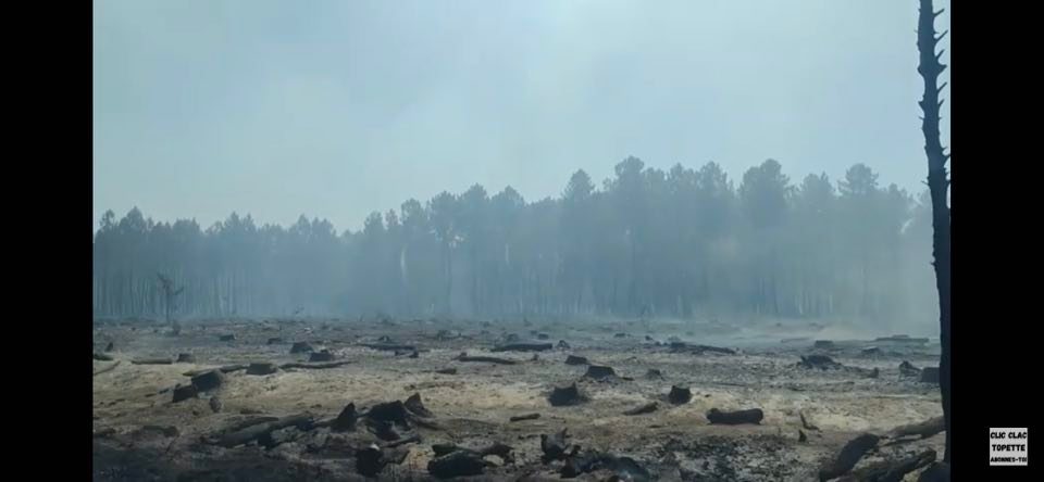 Topette! + Incendie de Baugé 2/4 Topette! + Topette! + Incendie de Baug&eacute; 2/4